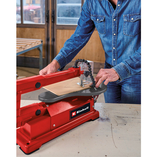 Einhell Dekupiersäge TC-SS 406 E in Rot und Schwarz mit 70 W Leistung und 127 mm Sägeblattlänge - Bild 3