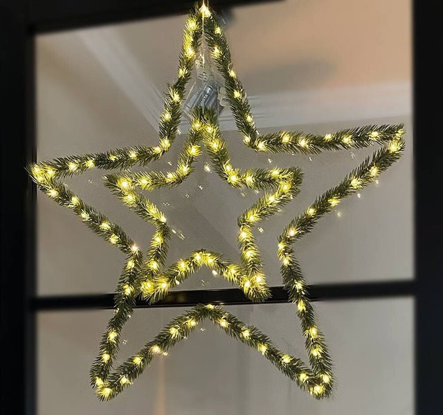 Beleuchtetes 2er Set Weihnachtsstern für Innen mit LED und Timer - Bild 1