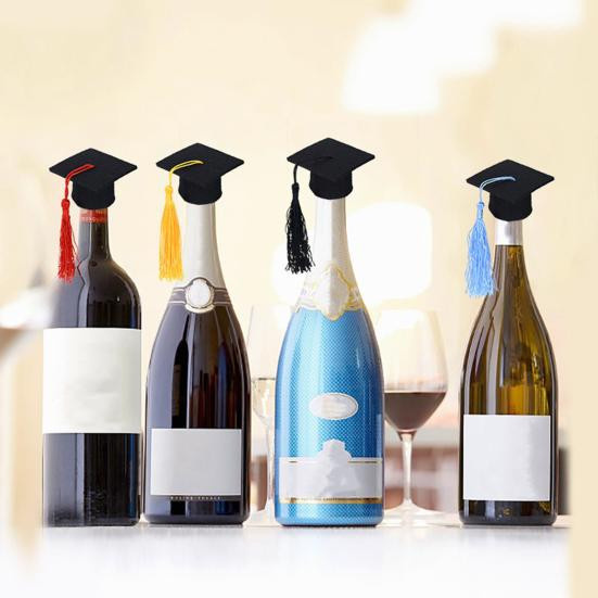 20 Stück Filz Mini Abschlusskappen mit Quasten als Weinflaschen-Topper für deine Graduation Party in Gelb und Schwarz - Bild 4