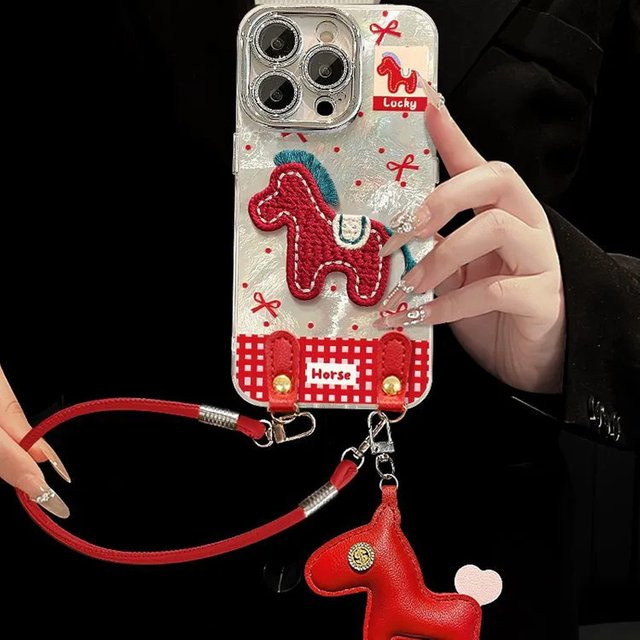 Bestickte iPhone Handyhülle mit Cartoon-Pony Design in Silber für iPhone 17, 16, 15, 14, 13, 12, 11 Pro Max - Bild 1