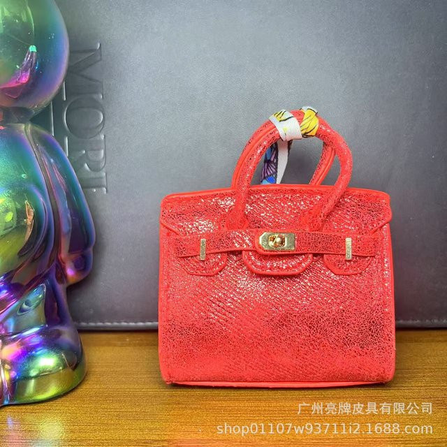 Sweet Rose Anhänger-Tasche, rot - Bild 1