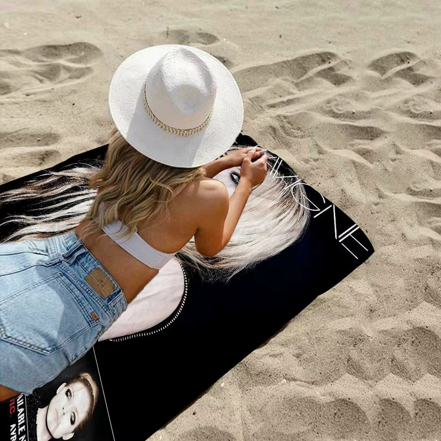 Star Singer Strandtuch aus Mikrofaser mit Avril Lavigne Motiv, super saugfähig und schnell trocknend - Bild 4