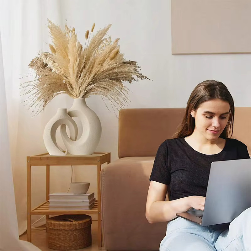Kreatives Keramikvasen-Set in Weiß für moderne Dekoration im Wohnzimmer und Eingangsbereich - Bild 3