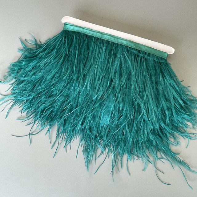 Straußenfedern Besatz in Blau und Türkis für DIY-Dekorationen und Hochzeitskleider, 2 Meter Länge - Bild 1
