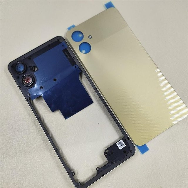 Samsung Galaxy A06 Ersatzgehäuse mit Mittelrahmen und Akkudeckel inklusive Kameralinse in Goldgelb - Bild 1