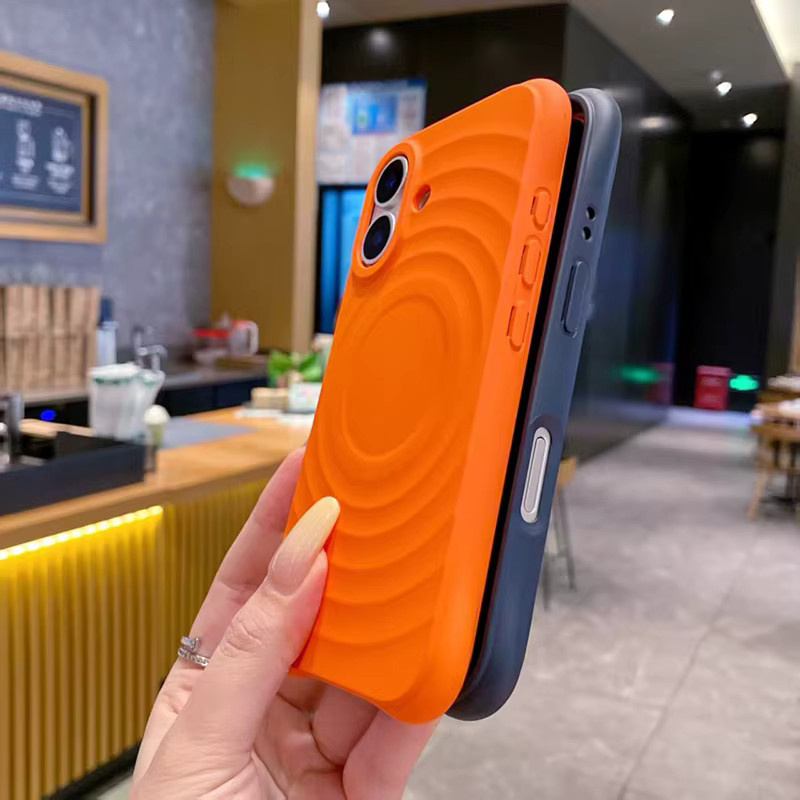 Apple Stoßfeste TPU-Handyhülle mit Wellenmuster in Grau für iPhone 17 Pro Max, iPhone 16 Pro Max, iPhone 15, iPhone 14 und iPhone 13 mit Unterstützung für kabelloses Laden - Bild 2