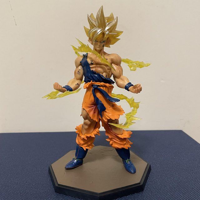 Yiran toy 1 Dragon Ball Son Goku Super Saiyan Actionfigur 16cm - Bild 1
