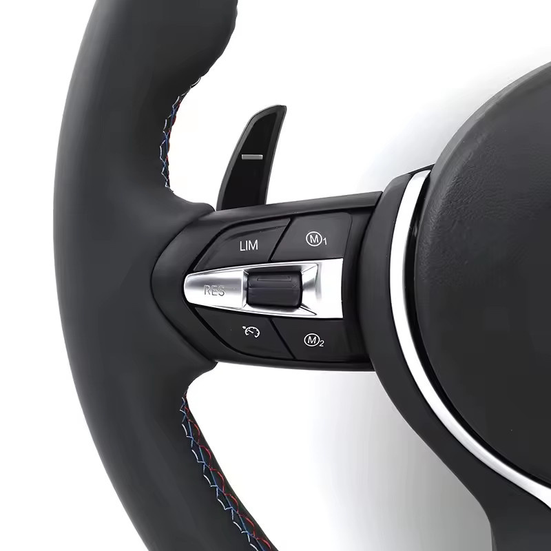 Leder Sport Lenkrad in Schwarz für BMW F10 F11 F15 F16 F20 F30 F31 F32 F36 E70 E71 E84 E87 E90 M3 M4 für manuelle und automatische Getriebe - Bild 3
