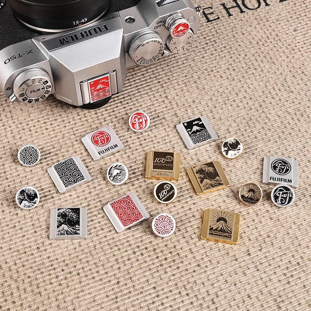 Metall-Kamera-Blitzschuhabdeckung mit Gewindeknopf-Set passend für Fujifilm XT2 XT3 XT10 XT20 XT50 X100V X100VI XT30II XT30III - Bild 1