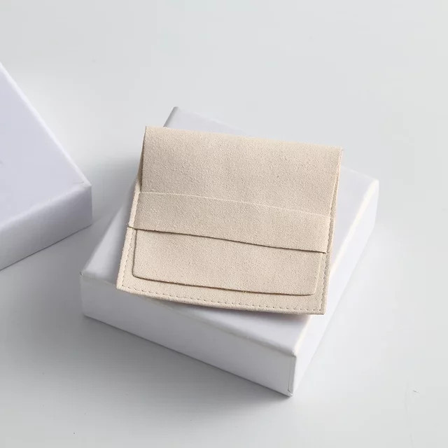 10 Stück Schmuck-Samtbeutel in Beige zur Aufbewahrung von Halsketten und Geschenken - Bild 1