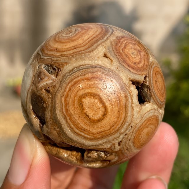 CrystalHola Natürliche Marmorierende Achat-Kugel mit Hohlkern für Heimdekoration und Schmuckherstellung - Bild 1