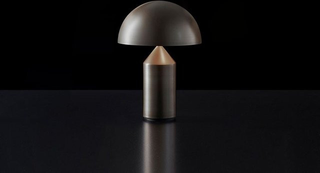 Oluce Atollo 238 Tischleuchte in Bronze aus Metall - Bild 1