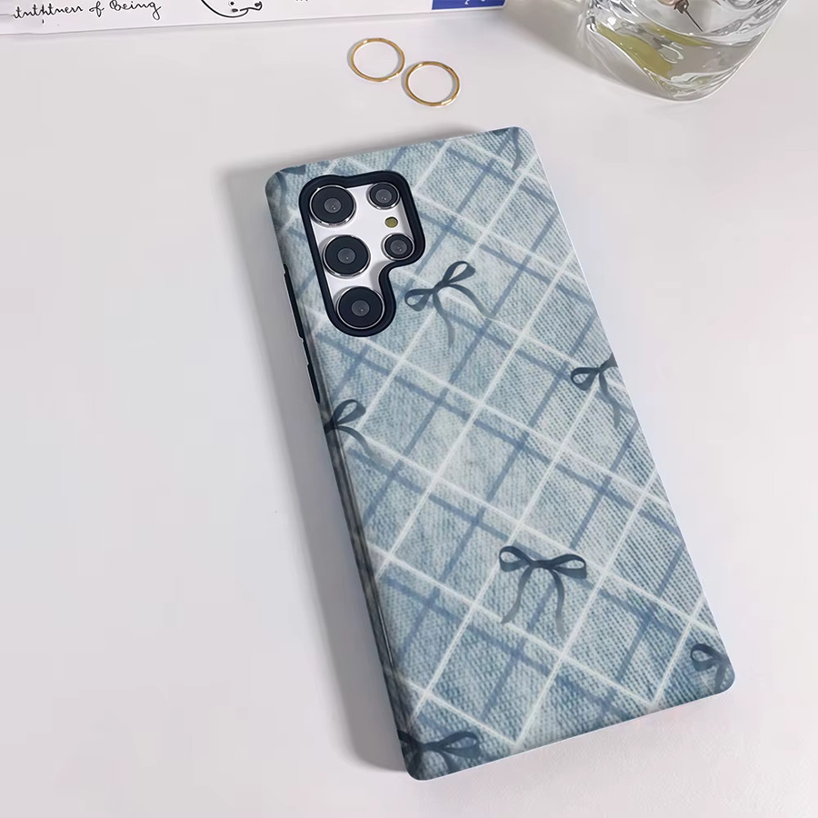 Denim Bow Grid Handyhülle für Samsung Galaxy S25 Ultra, S24 und S23 Ultra Plus in Blau mit glänzender doppellagiger Rückseite - Bild 2