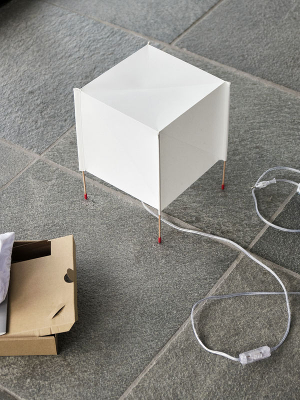 HAY Paper Cube Tischleuchte in Weiß aus japanischem Papier - Bild 3