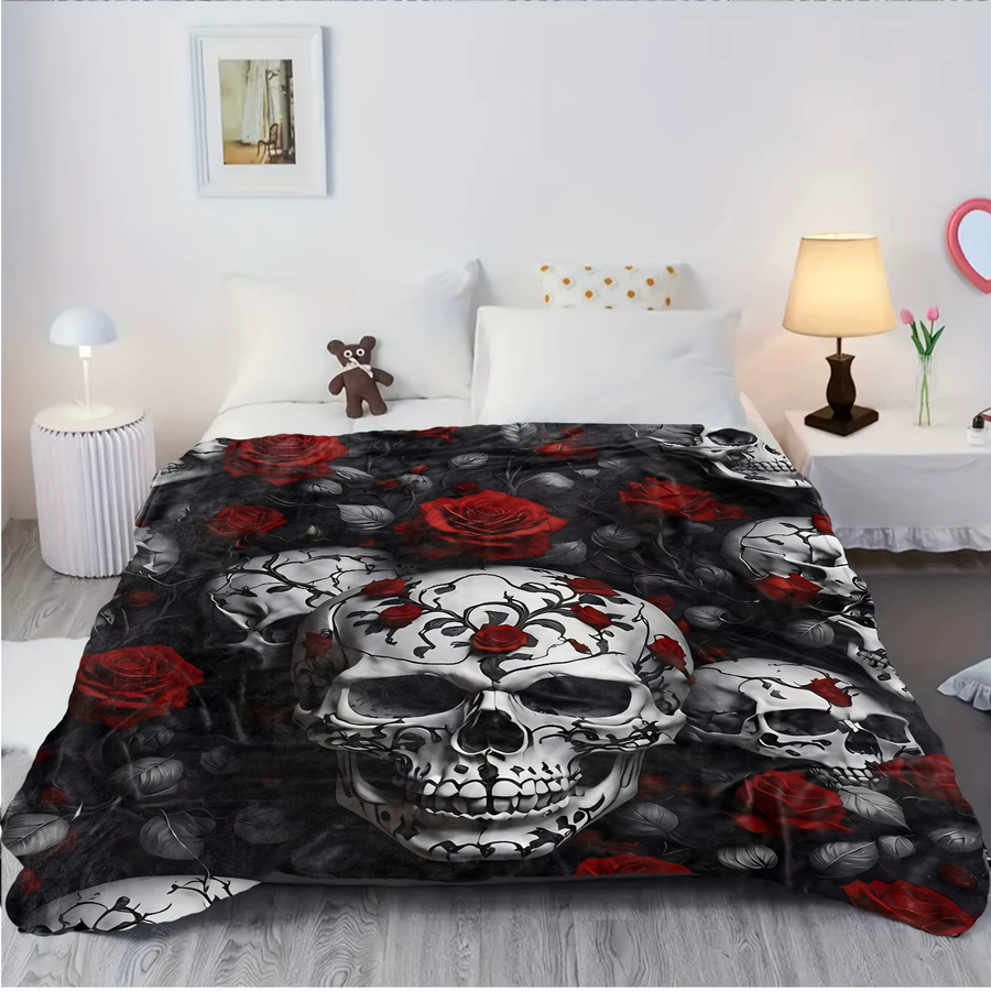 VIKAMA Flanell-Decke mit dunklem Skelett-Rosen-Design im Gothic-Stil, Farbe: Schwarz, B/T: 90 x 75 cm - Bild 3