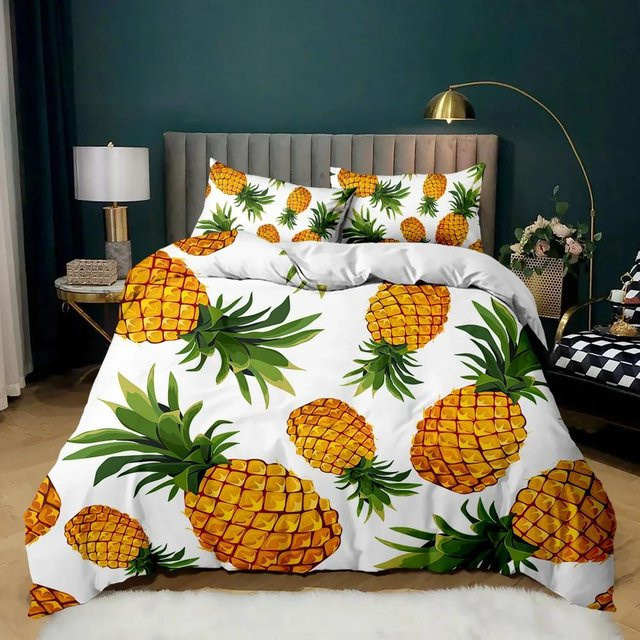 Your Warm Home Ananas Bettwäsche-Set aus Polyester in Weiß und Gelb mit tropischem Design, bestehend aus 1 Bettbezug und 2 Kissenbezügen, B/H: 135 x 200 cm, Kissenbezüge: 50 x 70 cm - Bild 1