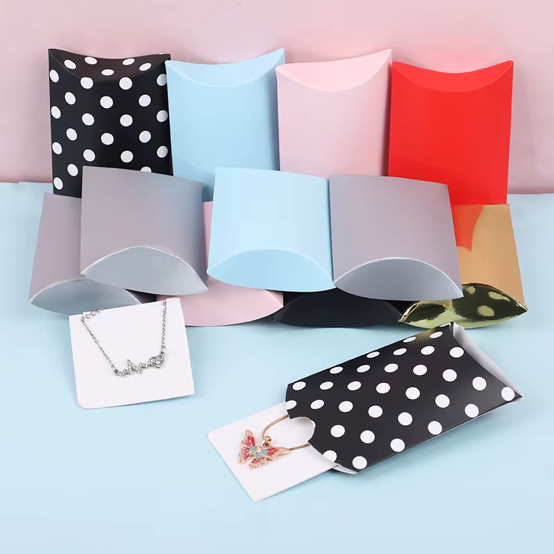 10 Stück ZQCXLD Kissen Form Candy Boxen aus Kraftpapier in Mehrfarbig für Hochzeit Geburtstag und Baby Shower - Bild 3