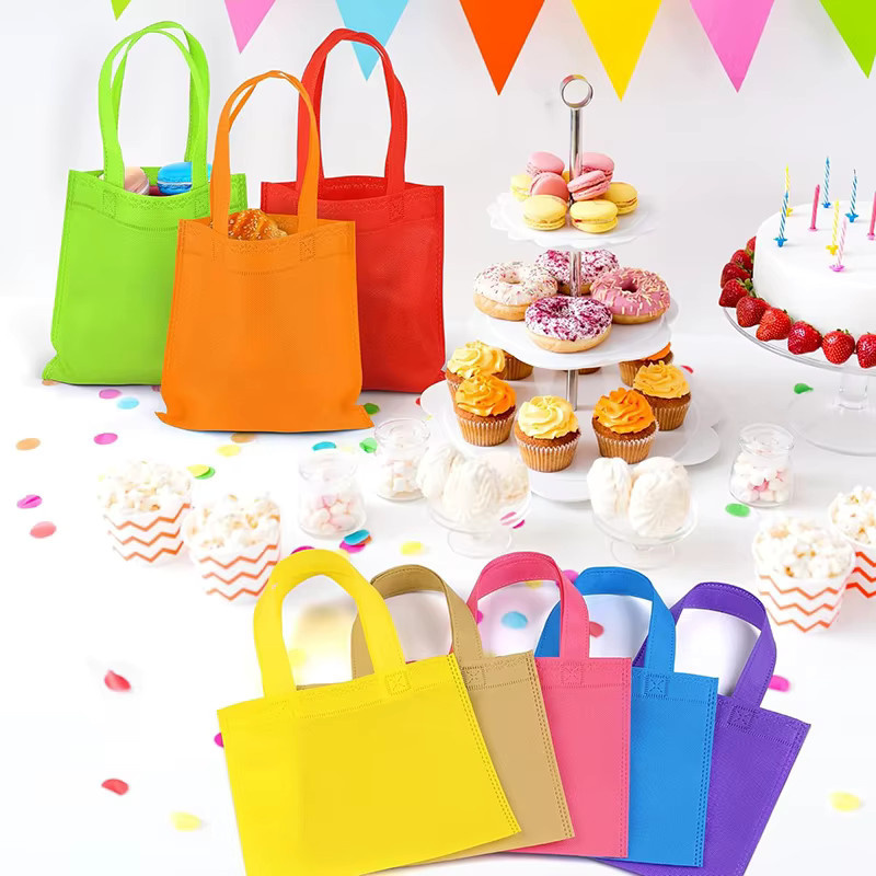 5er Set TMZ Goodie-Taschen aus Vliesstoff, Mehrfarbig, Wiederverwendbare Geschenktaschen für Kinder, Geburtstage und Festivals, Breite: 15 cm, 20 cm oder 25 cm - Bild 3