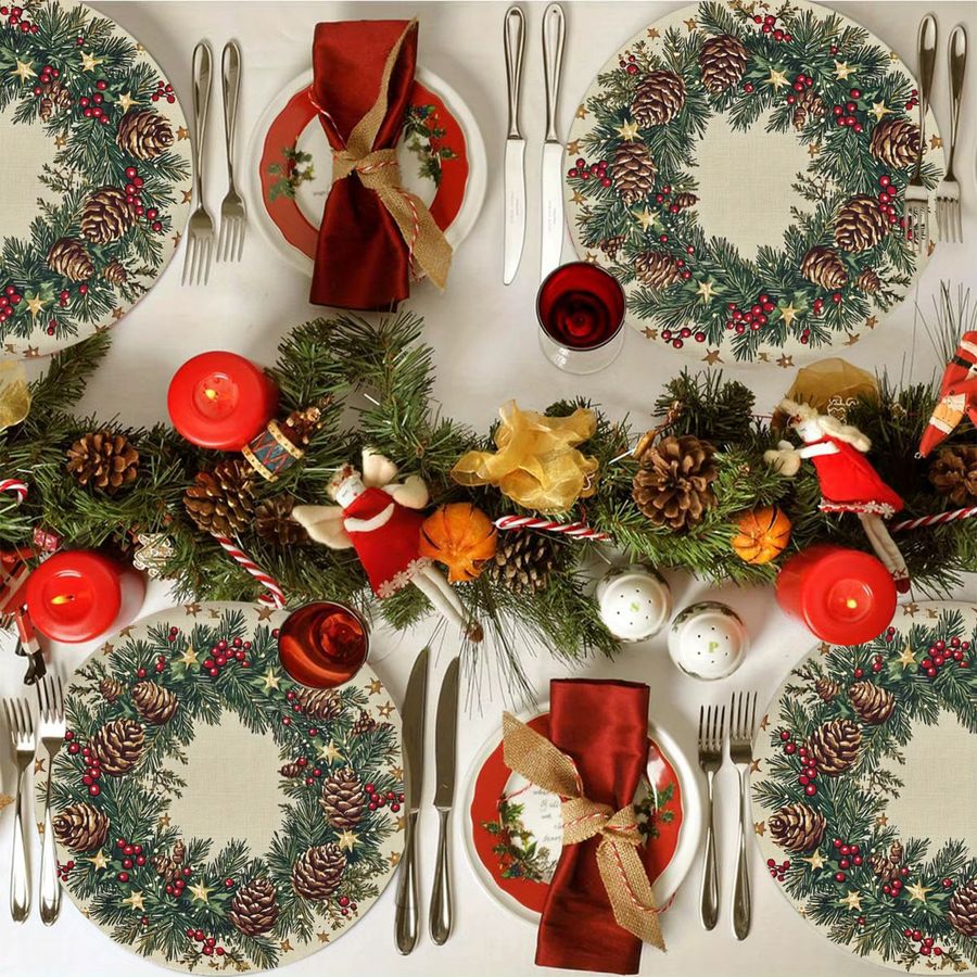 VIKAMA 4er Set Weihnachtskranz mit Tannenzweigen, Tannenzapfen, Beeren und goldenen Sternen als Tischdekoration für Weihnachten - Bild 4