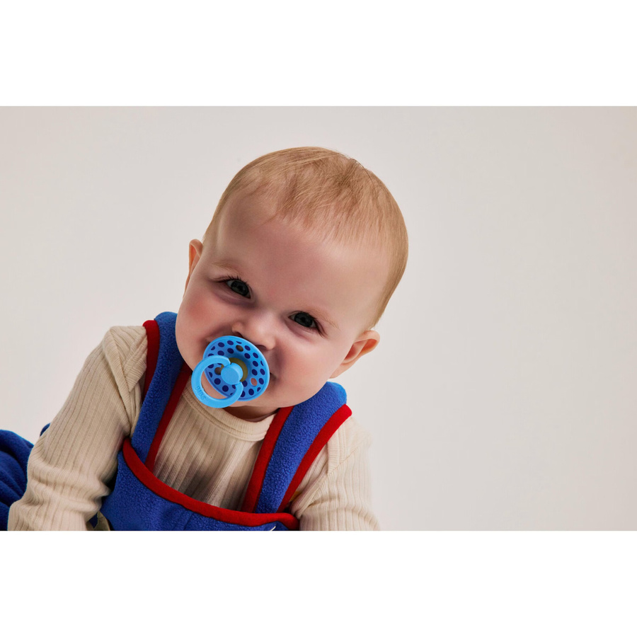 BIBS 2er-Pack Polka Dots Schnuller Cherry Blue für 0-6 Monate aus Naturkautschuk und Polypropylen, BPA-frei - Bild 2