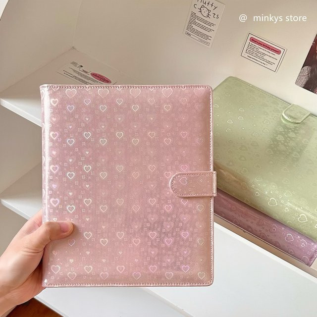 MINKYS Kpop Fotokartenbinder Sammelbuch mit glitzerndem Liebesherz in Pink, A5 Fotokartenalbum aus PU-Material - Bild 1