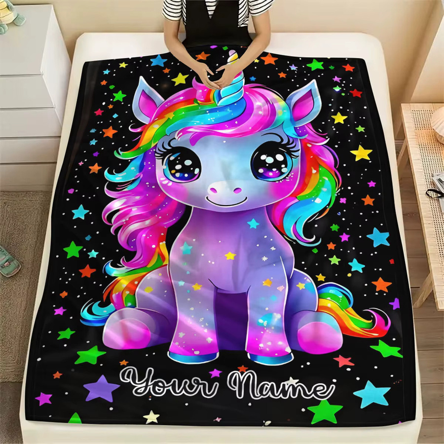 ZIZ Decke mit individuellem Namen, Regenbogen-Einhorn und Sternen in Multicolour - Bild 4