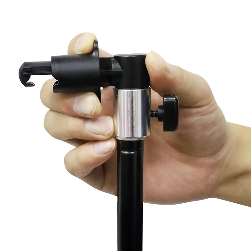 Reflektorhalter aus Aluminium in Schwarz: 360 Grad drehbarer Clip für Fotostudio-Hintergründe, Stative und Lichtstative - Bild 3