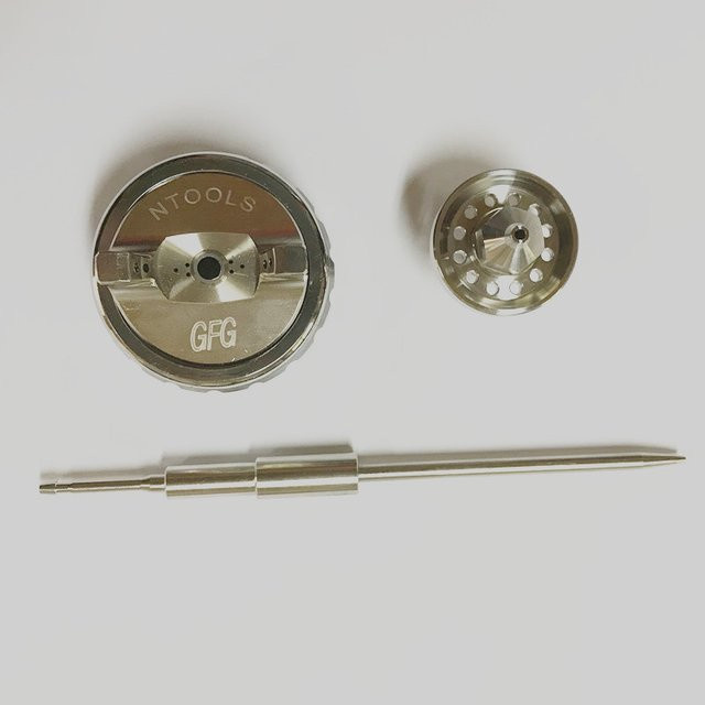 GFG Manuelle Spritzpistole Düse Kit in Silber mit 1,3 mm, 1,4 mm und 1,8 mm Düsen - Bild 1