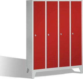 C+P Umkleidespind Classic mit 4 Abteilen auf Füßen, Front Rubinrot, Korpus Lichtgrau, H: 185 cm, B: 159 cm, T: 50 cm - Bild 1