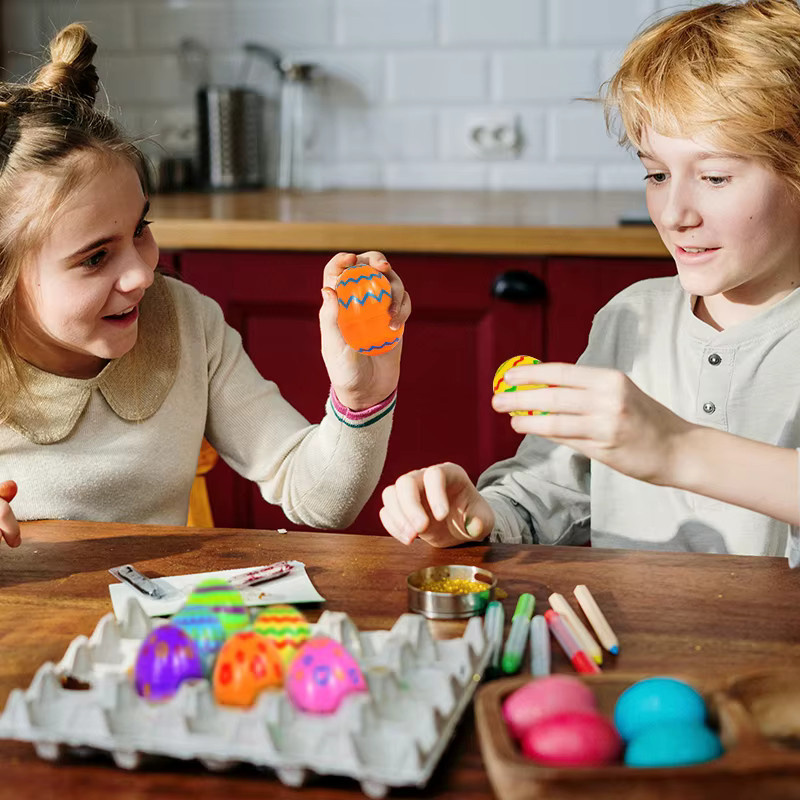 YONGSNOW Bunte Kunststoff Ostern Eier zum Befüllen als Dekoration und Geschenkverpackung für Kinder, 12 Stück - Bild 3