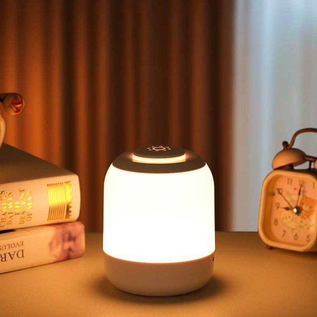 SHENZHITECH LED Nachtlicht in Weiß, dimmbare USB-aufladbare Tischlampe mit Touch-Funktion für Schlafzimmer, Küche und Camping - Bild 1