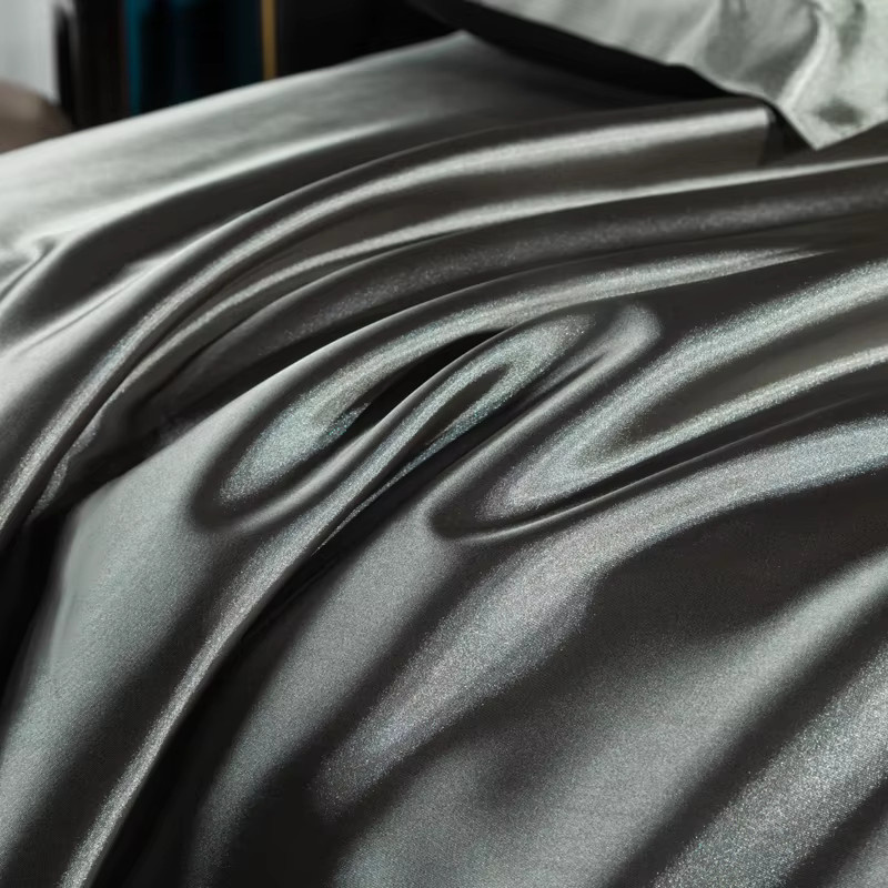 Monnom Satin-Spannbettlaken aus Rayon und Viskose in Grau mit elastischem Band - Bild 5