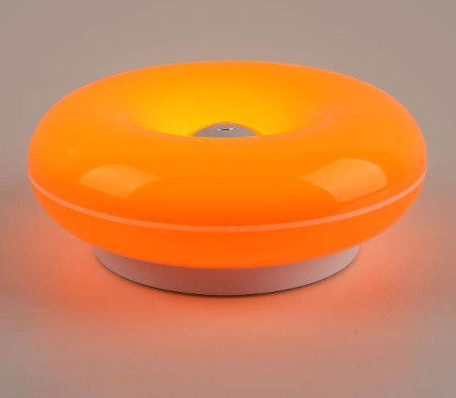 Lanzhong Outdoor LED Wandleuchte in Orange, moderne runde Donut-Lampe aus Kunststoff mit RGB-Dreifarbigkeit, dimmbar per Touch-Schalter und wiederaufladbarem Akku - Bild 1