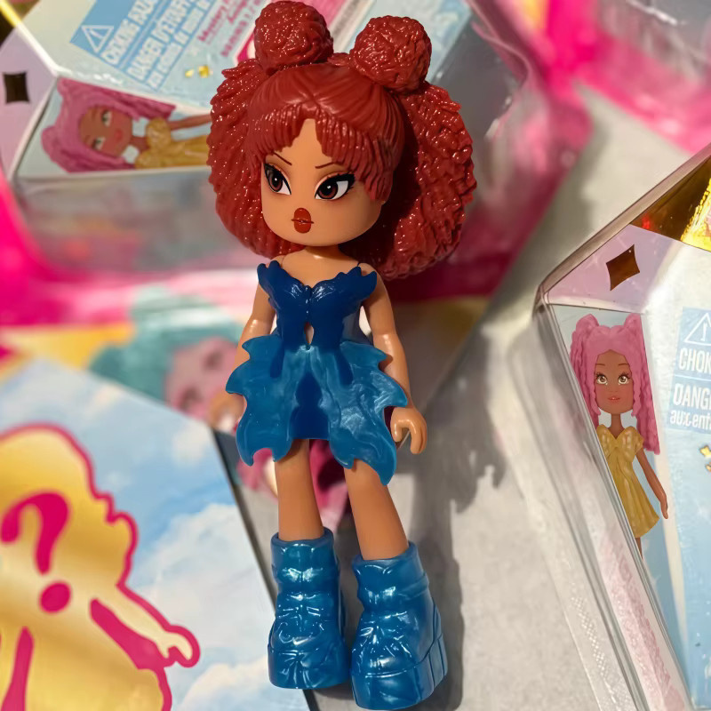 Bandai Royale High Girl Heart Magic Mysterious Friend Series, Mini-Puppe, Modische Figur - Bild 2