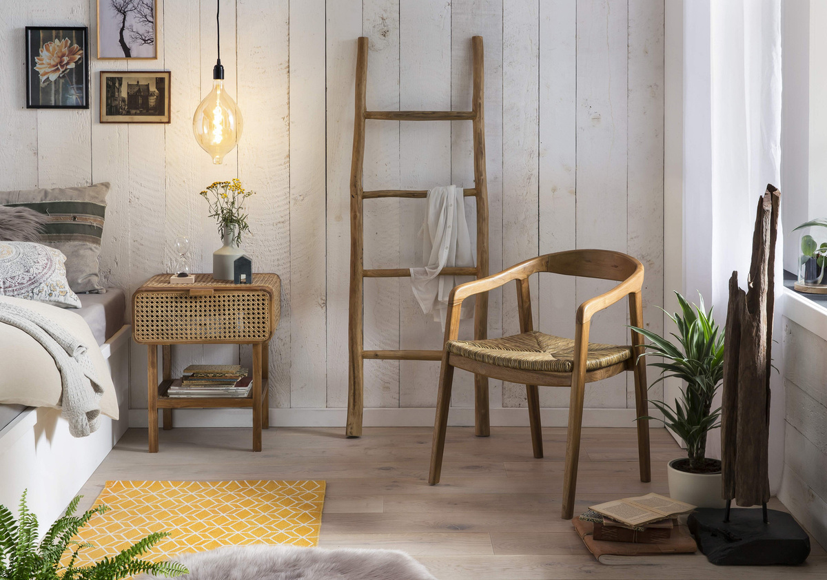 SIT & CHAIRS Armlehnstuhl aus Teakholz und Rattan in Braun mit Stoffbezug - Bild 1