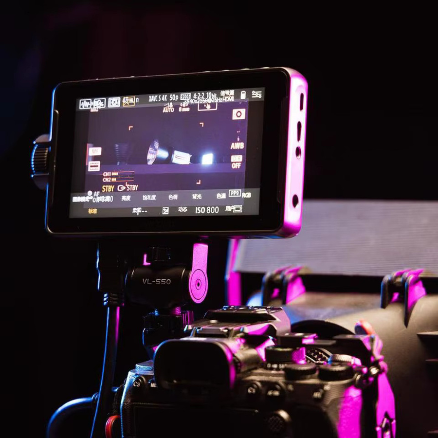 Viltrox DC-550 Pro II Tragbarer 5,5 Zoll Feldmonitor mit 4K Auflösung, HDMI und Touchscreen in Schwarz - Bild 3