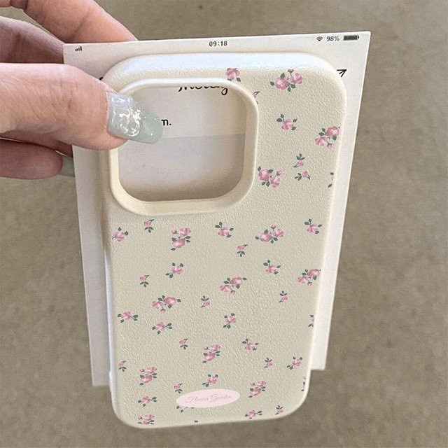 Apple Schutzhülle mit floraler Ledertextur für iPhone 16 Pro Max, iPhone 15, iPhone 14 Plus und iPhone 13 Pro Max in Beige - Bild 1