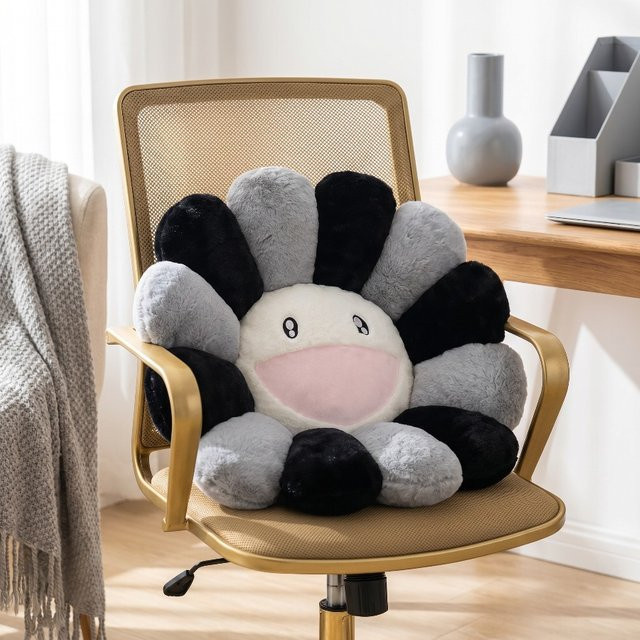 Bandai Kawaii Sonnenblumen-Plüschkissen, Niedriges lächelndes Regenbogen-Sonnenblumen Kissen in Bunt/Mehrfarbig - Bild 1