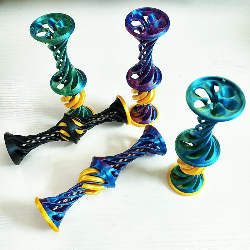 Yiran toy Pyramide Fidget Spielzeug grün 6–12 Jahre - Bild 1