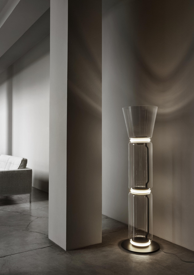 Flos Noctambule 2 High Cylinder Cone Small Base Stehleuchte aus transparentem Glas mit dimmbarer LED - Bild 2