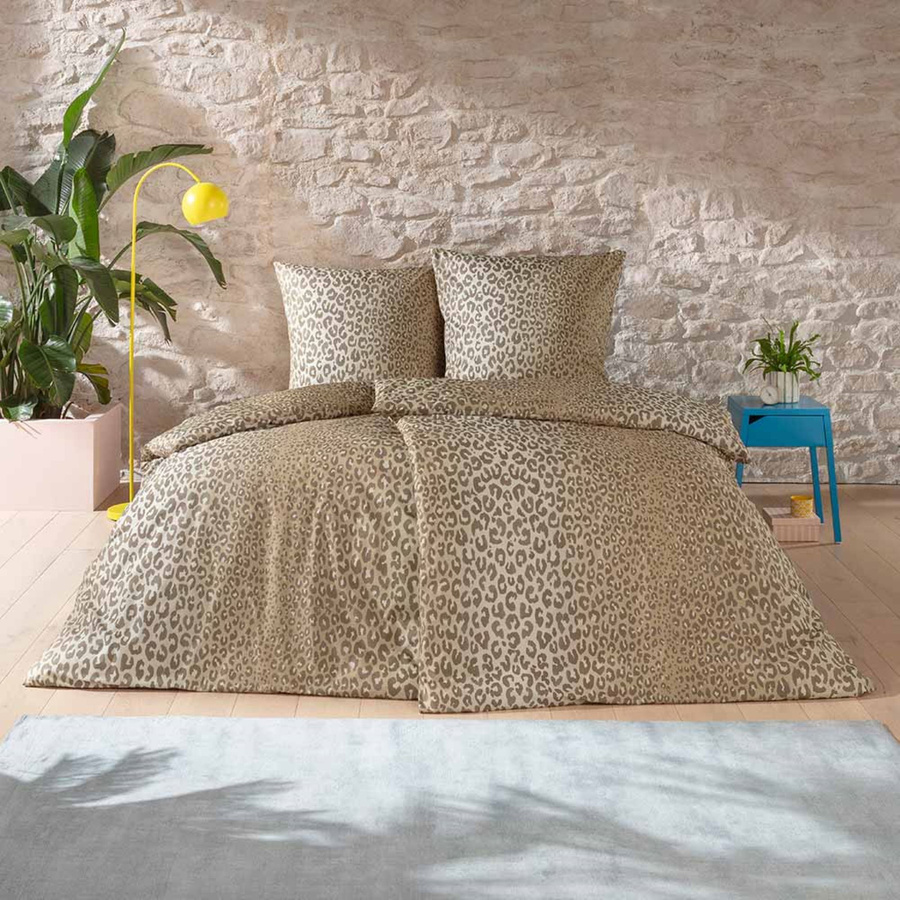 Estella Mako-Satin Bettwäsche Lionel beige mit Leo Tierfellmuster, bestehend aus Bettbezug und Kissenbezug, B/H: 200 x 220 cm, Kissen: 80 x 80 cm - Bild 1