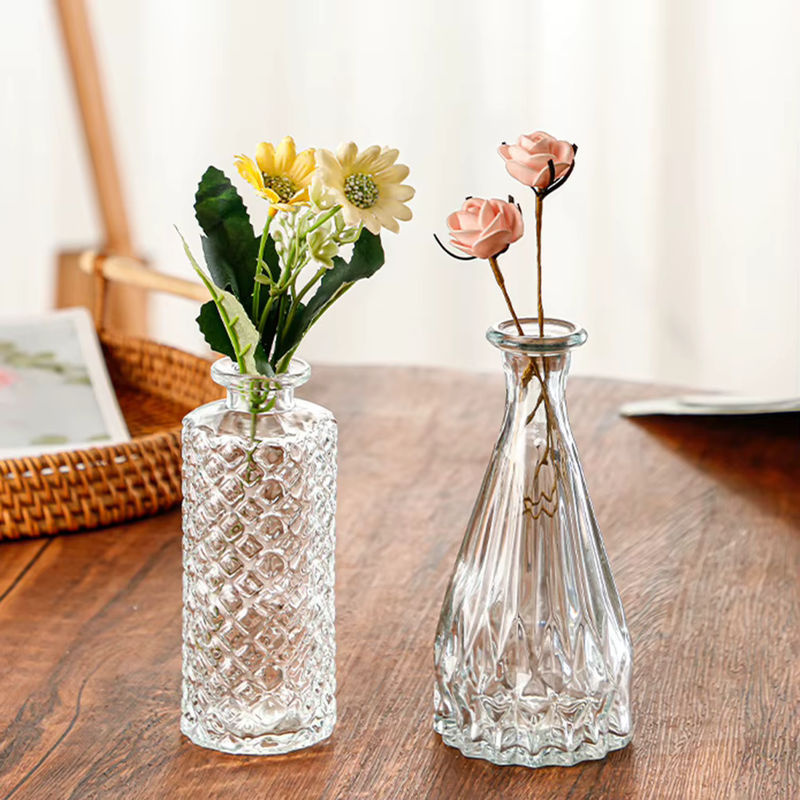 Moderne Glasvase in Flaschenform für Schnittblumen, transparentes Design für deine Wohndekoration - Bild 2