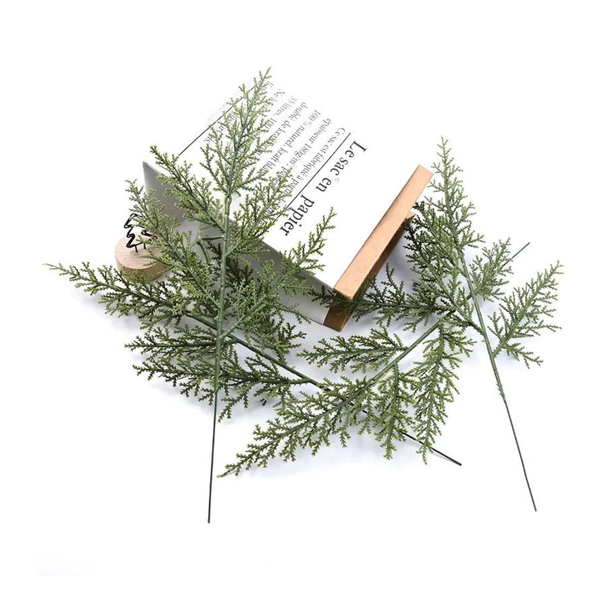 10 Stück künstliche Kiefernnadeln und Zypressenblätter aus Kunststoff in Grün für Weihnachtsdeko, Hochzeiten und Garten-DIY - Bild 3