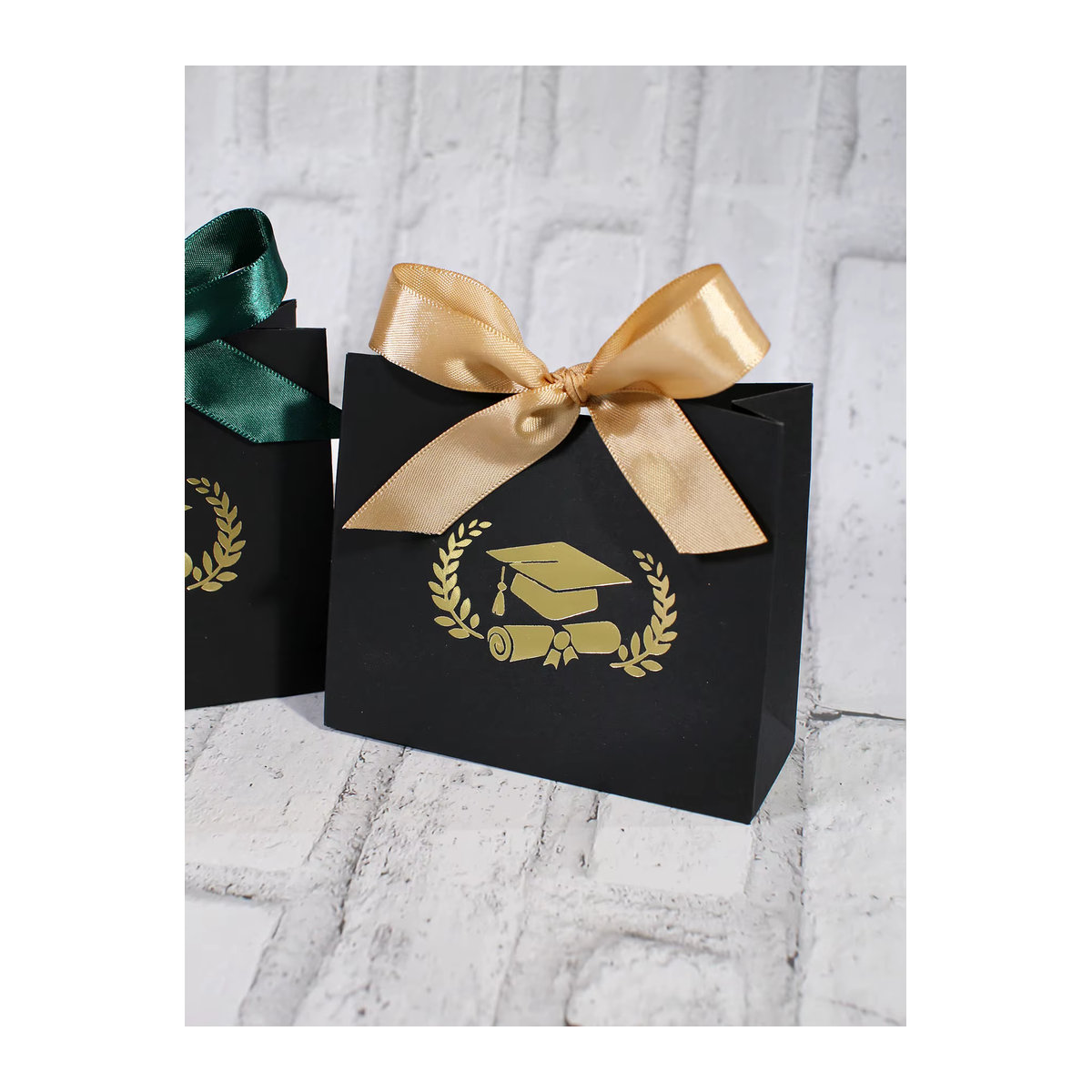 10 Stück RMTPT Geschenkboxen aus Papier in Schwarz-Gold mit geometrischem Muster für den Abschluss - Bild 4