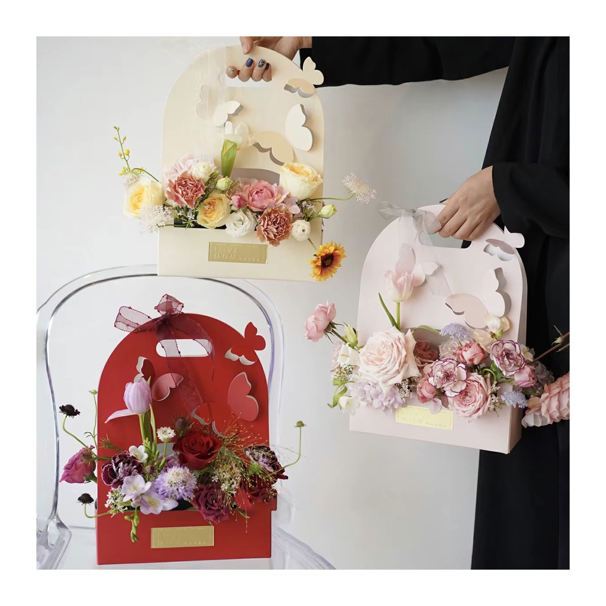 10 Stück Schmetterlings-Handblumenkasten aus transparentem Kunststoff in Gelb und Mehrfarbig für Valentinstags-Geschenke - Bild 1