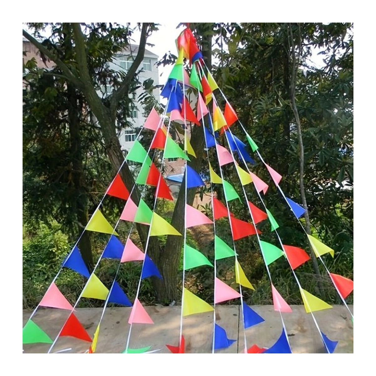 100 Stück bunte Wimpelkette aus Textil mit geometrischem Muster für Geburtstag, Hochzeit und Weihnachten, mehrfarbig hängend - Bild 1