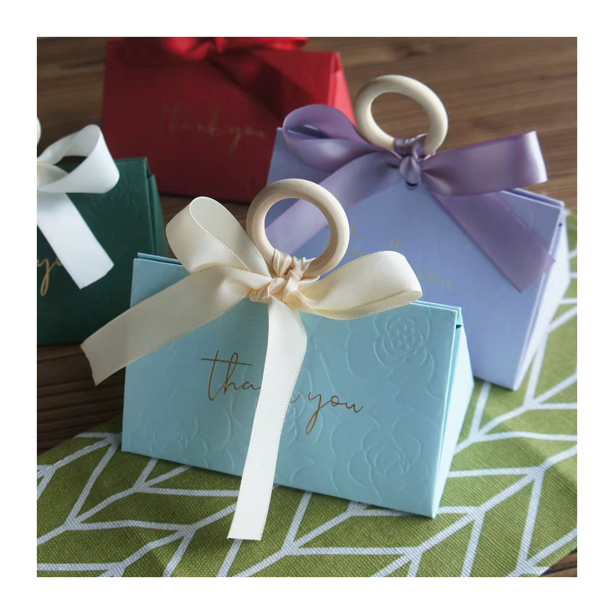 12 Stück TSbansheng Geschenkboxen aus Papier mit Gold-Rose-Design für Schokolade und Macarons in rechteckiger Form - Bild 3