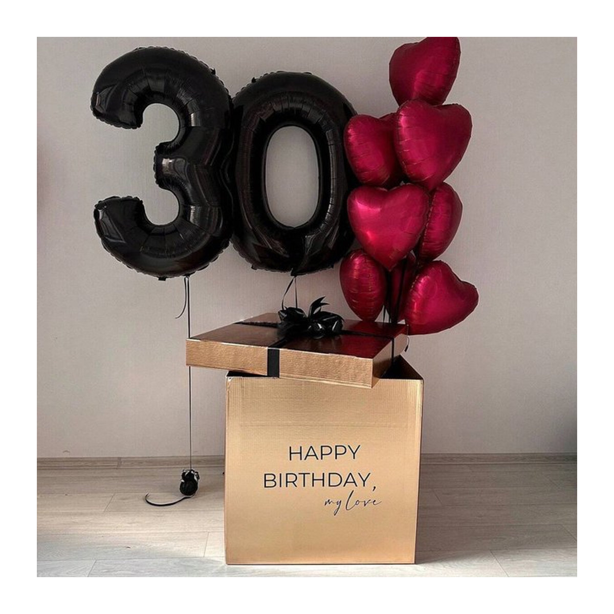 14-teiliges Ballonset in Schwarz und Rot mit herzförmigen Motiven für Geburtstag und Valentinstag - Bild 1