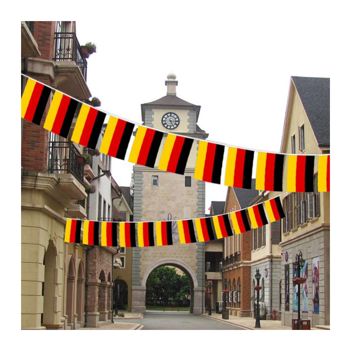 20 Stück Deutschland Flaggen als Wimpelkette zum Aufhängen, Textil-Banner in Mehrfarbig, B: 14 cm, H: 21 cm - Bild 1