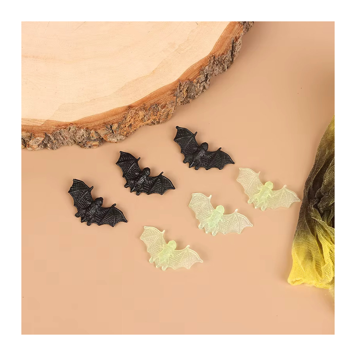 20 Stück leuchtende Fledermaus-Halloween-Dekoration aus Kunststoff in Schwarz von WHPHous - Bild 2
